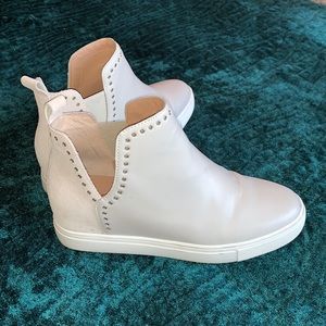 Chelsea & Violet bootie